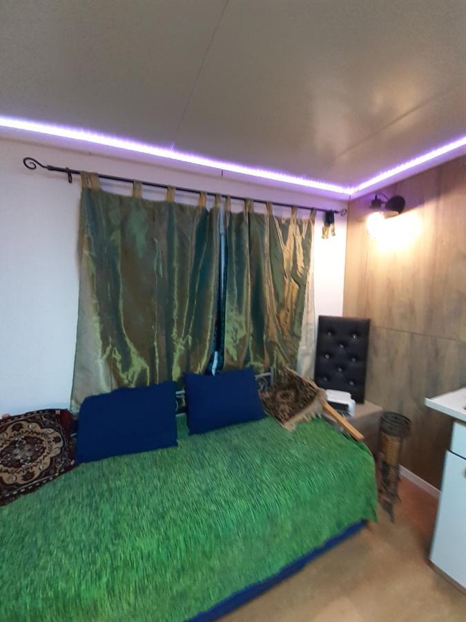Suite- Studio- Zimmer Бейт-Шеан Экстерьер фото